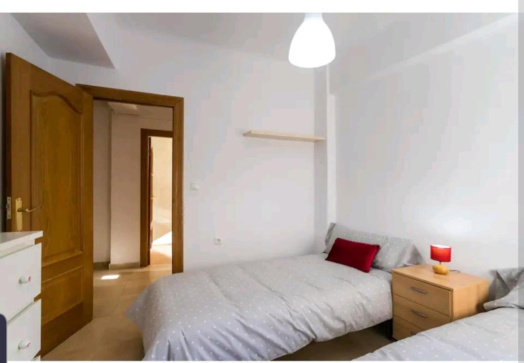 Apartamento Coqueto A Un Minuto De La Explanada Alicante Exterior photo